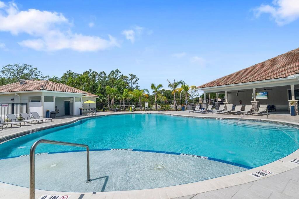 Elegant 1Br/1Ba Condo With Pool, Gym And Laundry Melbourne Exteriér fotografie